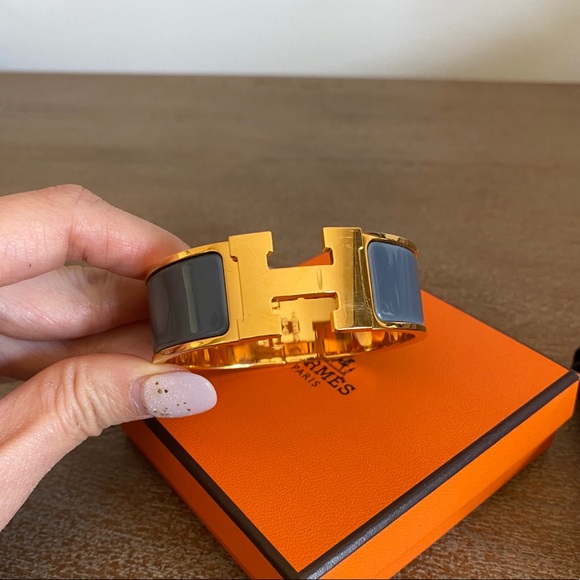 Hermes Clic Clac H Bracelet - Picture 4 of 16